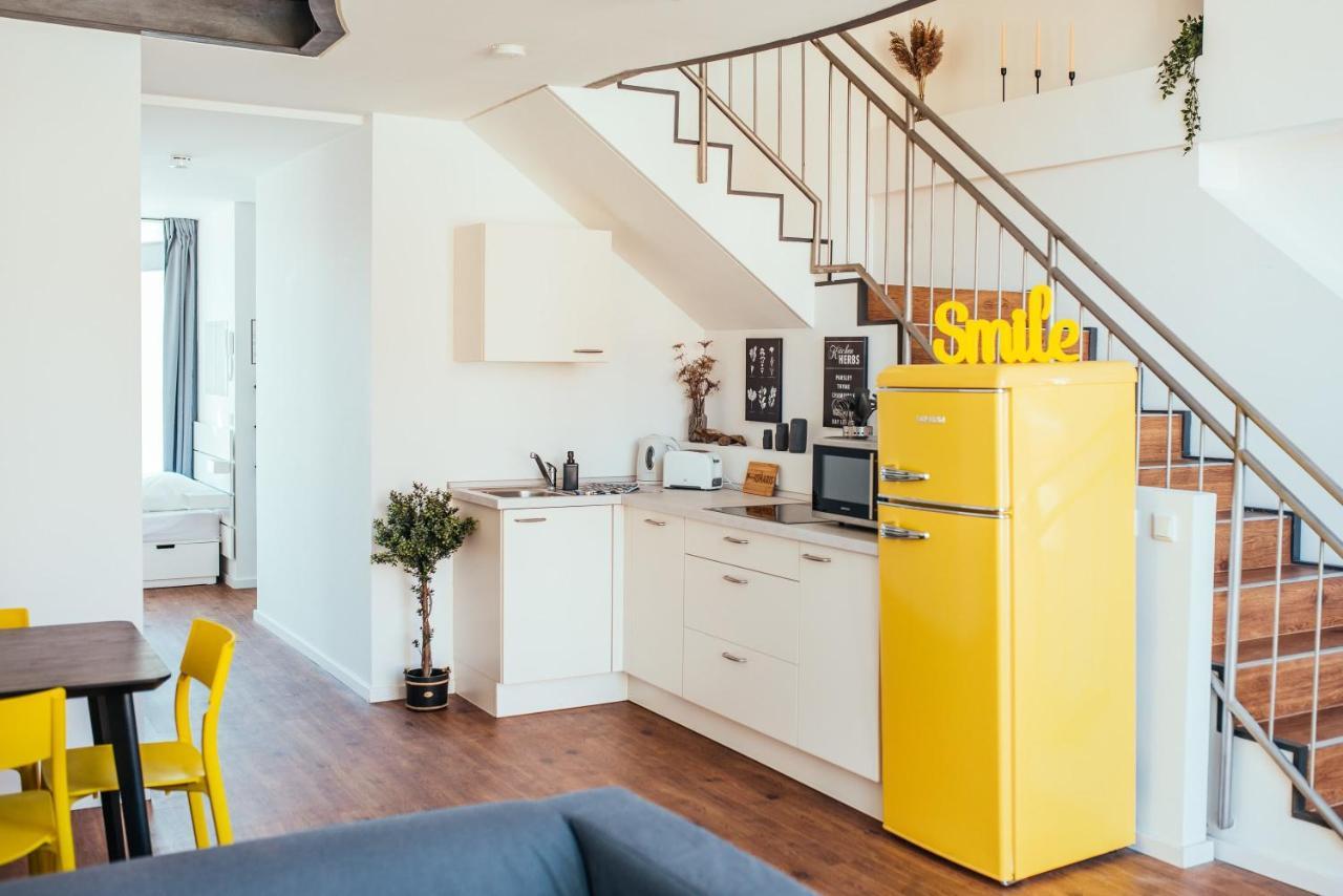 Appartement Fantastic Loft With Balcony à Berlin Extérieur photo